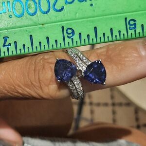 NIB AUTHENTIC GENUINE BELLA LUCE TANZANITE CZ COCKTAIL RING TRILLIANT SIZE 6